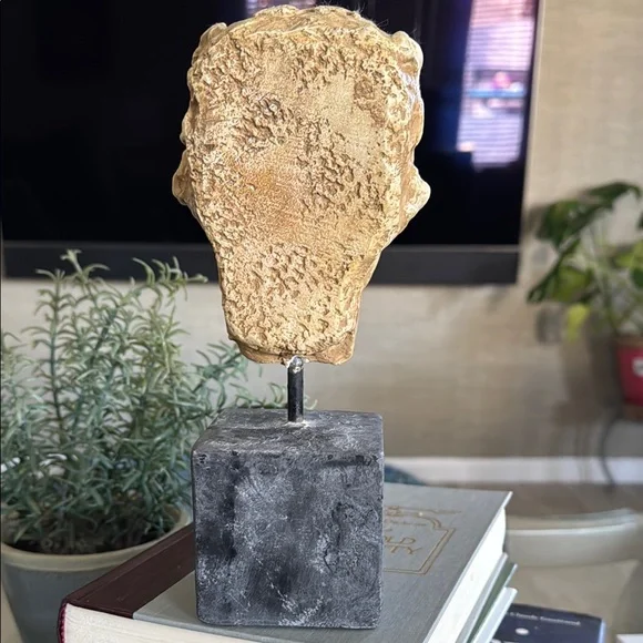 Attila Tivadar Vintage Greek Sculpture Bust with Classical Features - Picture 3 of 7